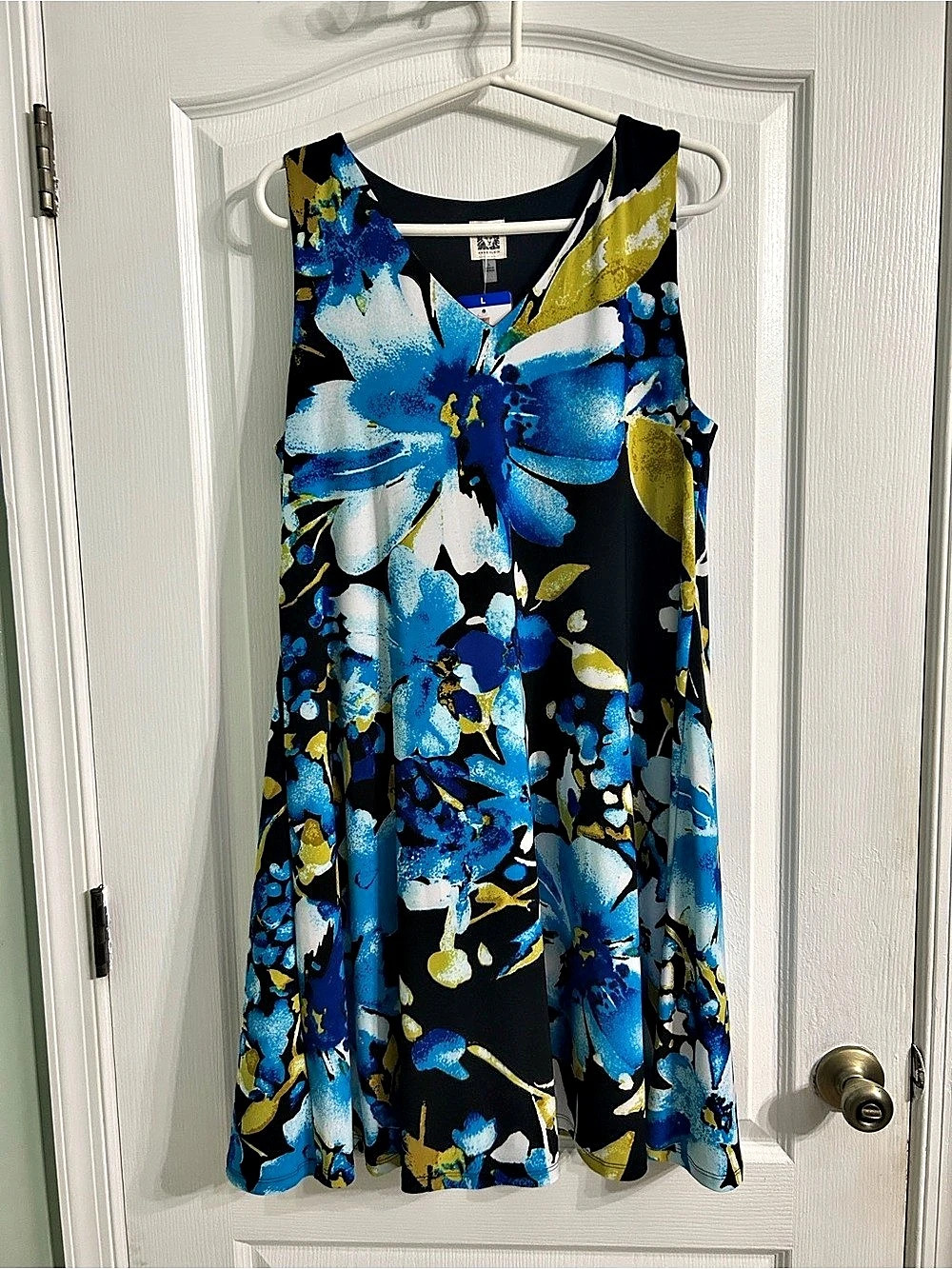 Anne Klein Floral Print Shift Dress in Black & Blue. Large NWT